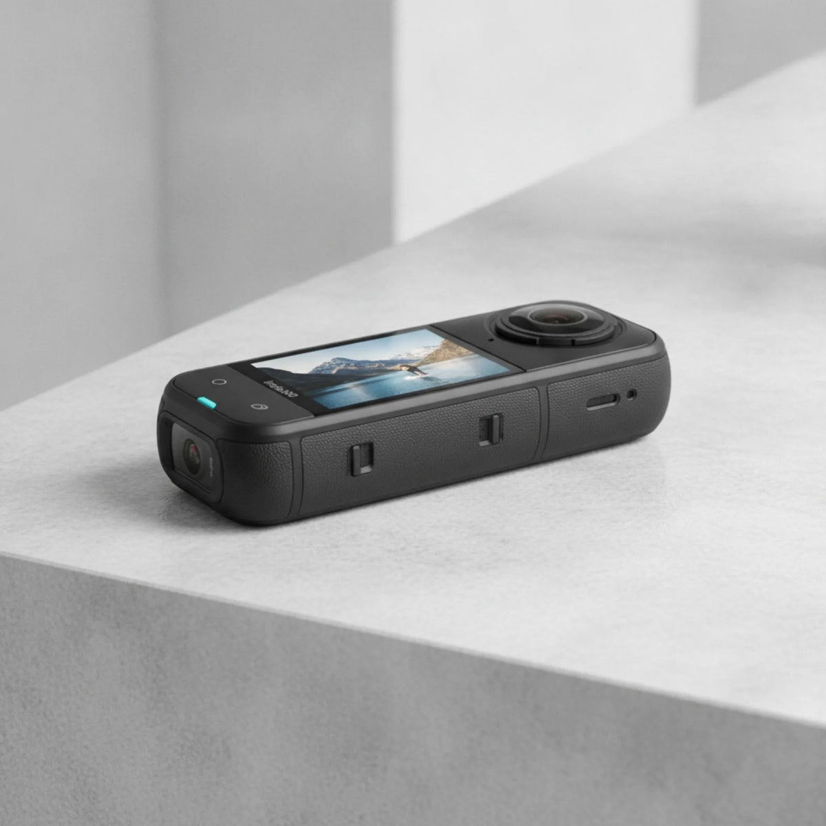 Insta360 X5 Caméra 8K 360° Étanche